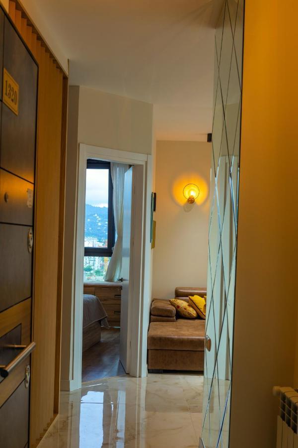 Entire Flat With City Skyline View - Two Bedrooms Batumi Esterno foto