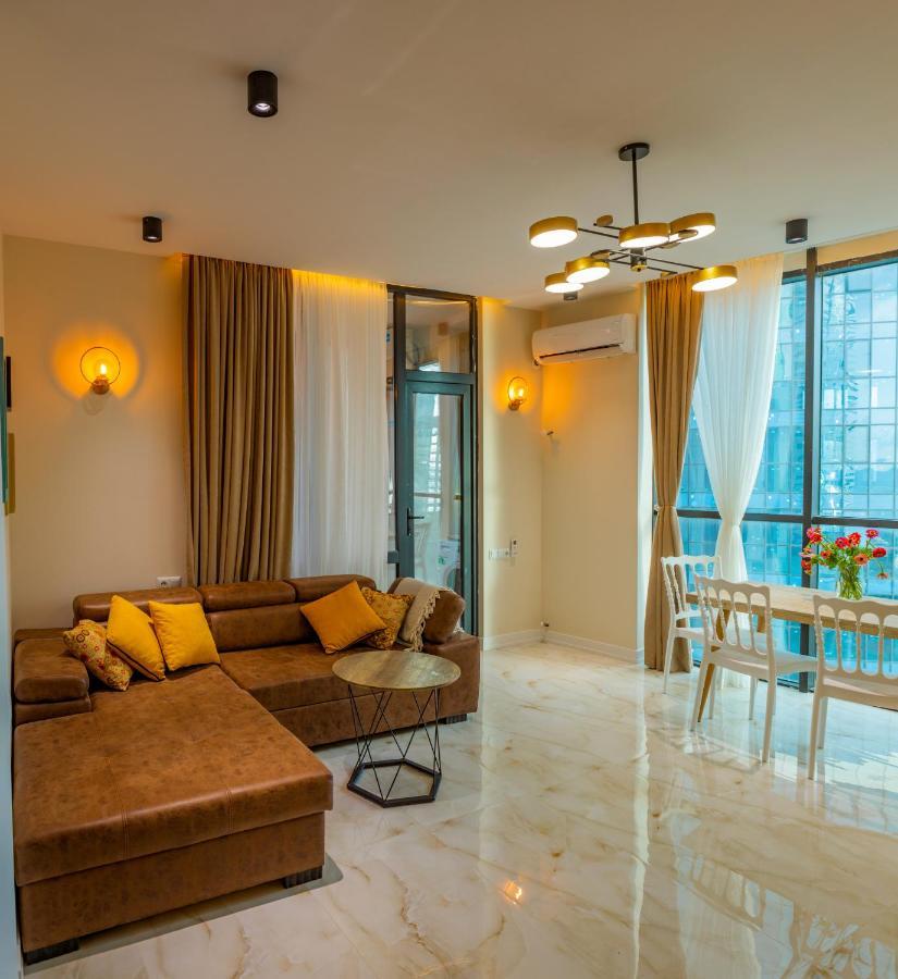 Entire Flat With City Skyline View - Two Bedrooms Batumi Esterno foto